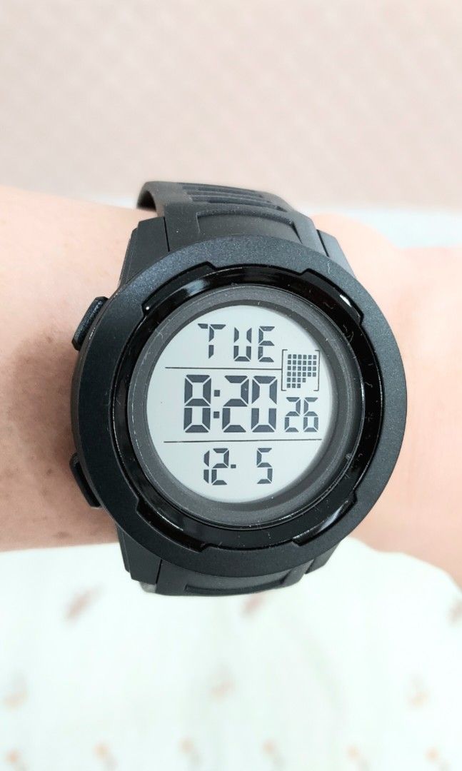 G shock on sale large digital display