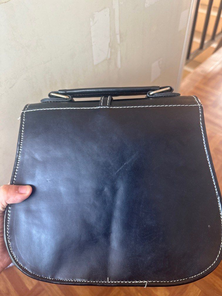 Leather Clutch Bag - Brand new (Category: Clutches) located in Calamba. Submitted by lasania (Listing ID 1269489280, Image 2). Description: Never been used, can be used as a sling bag.