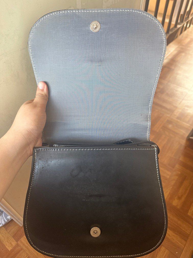 Leather Clutch Bag - Brand new (Category: Clutches) located in Calamba. Submitted by lasania (Listing ID 1269489280, Image 3). Description: Never been used, can be used as a sling bag.