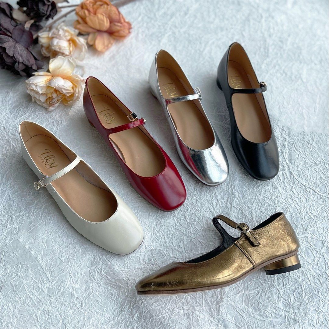 Mary footwear top
