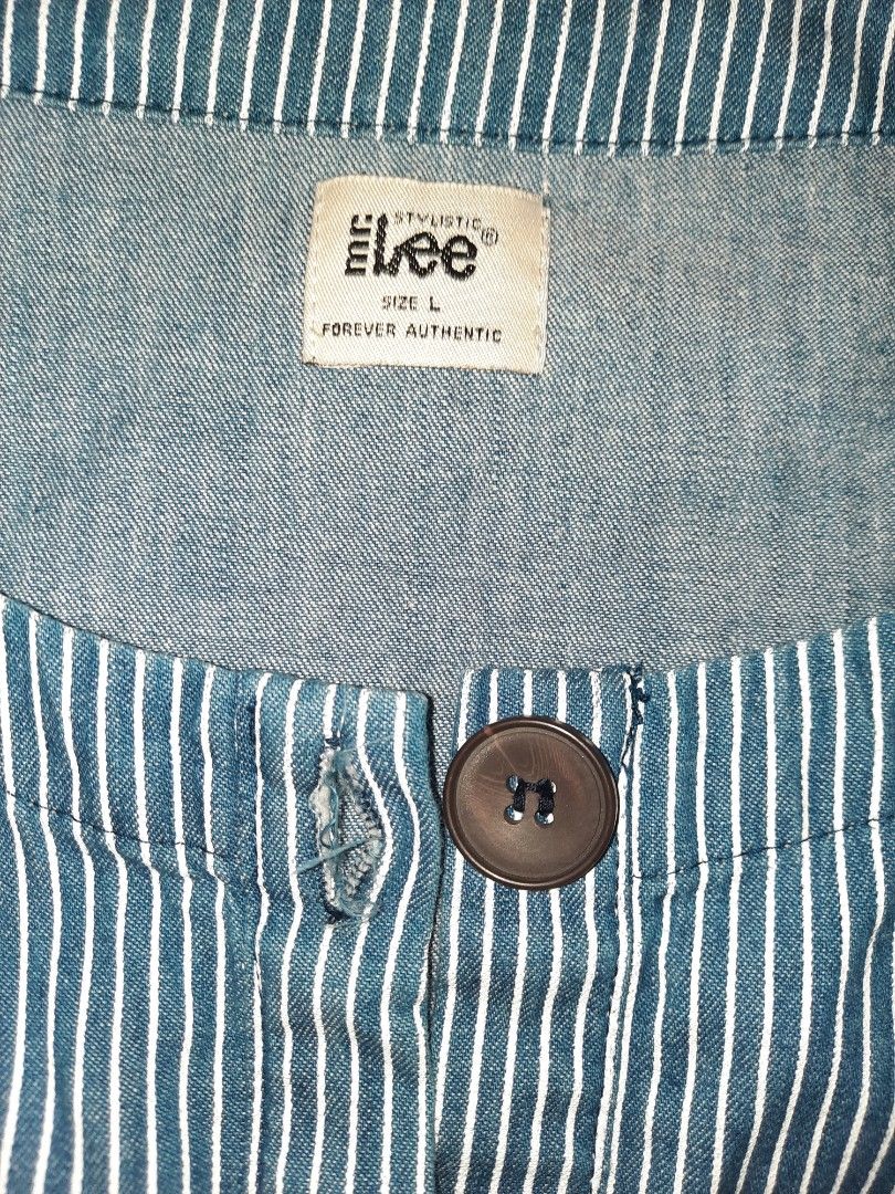 Lee Denim White Striped Tunic Dress (Category: Dresses) located in Caloocan City. Submitted by milliebobbie (Listing ID 1269650045, Image 3). Description: .
