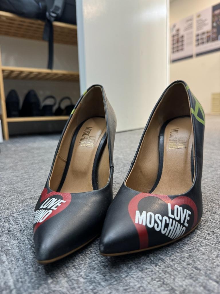 LOVE MOSCHINO HIGH HEELS BLACK LEATHER SIZE 35 NEW PRICE Luxury Sneakers Footwear on Carousell