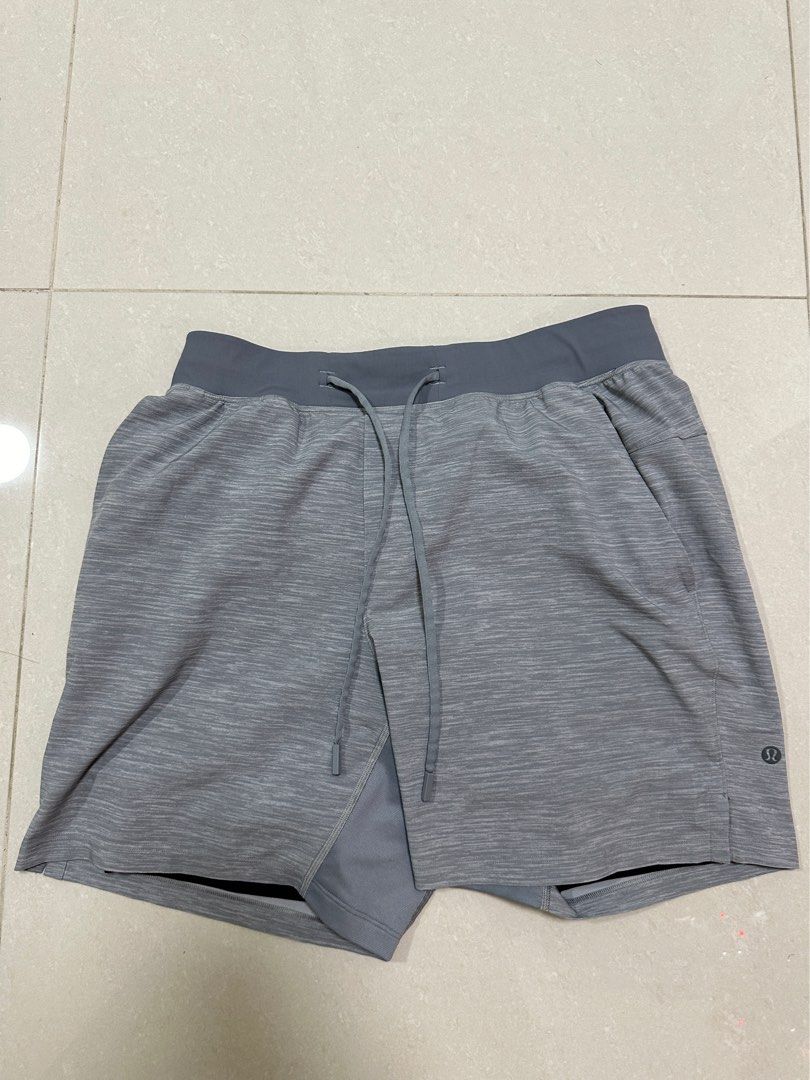 Lululemon At Ease Short 7 In Heathered Smoky Red/black