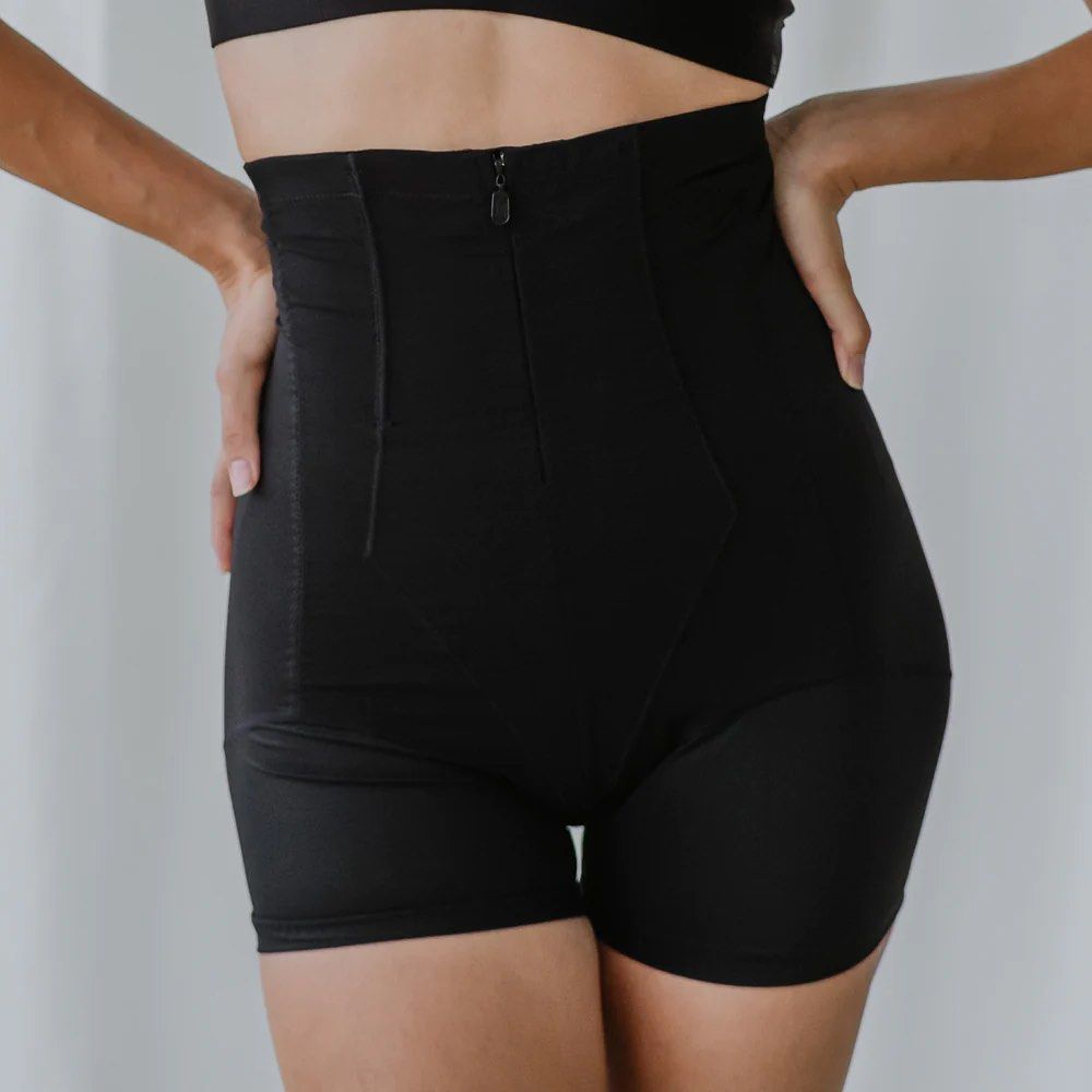 Max Sculptor! 3-in-1 High Compression Shapewear Shortie in Black, Women's  Fashion, Bottoms, Other Bottoms on Carousell