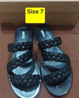 (Category: ) located in . Submitted by yourshoe (Listing ID 1269501503, Image 1). Description: .