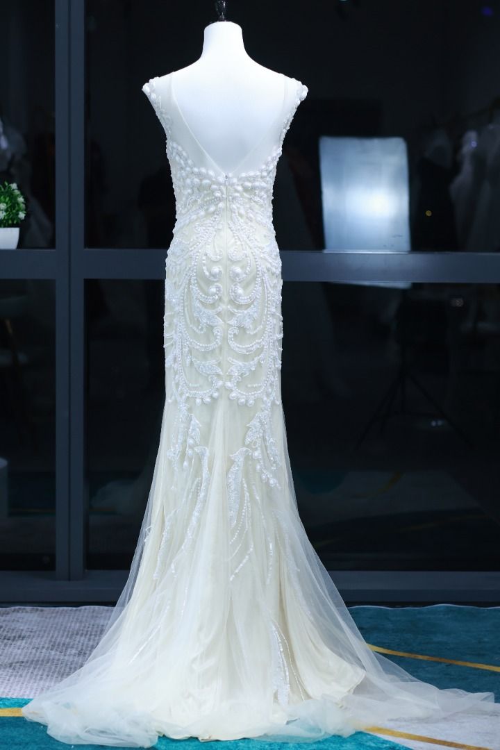 White best sale mermaid gown