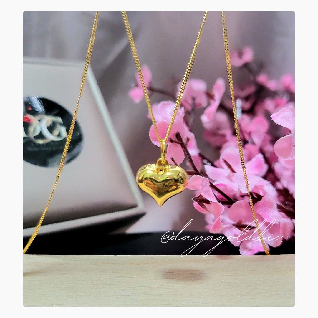 Gold clearance love chain