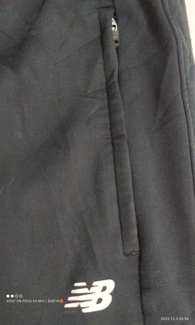 New balance track suit, Men's Fashion, Bottoms, Joggers on Carousell
