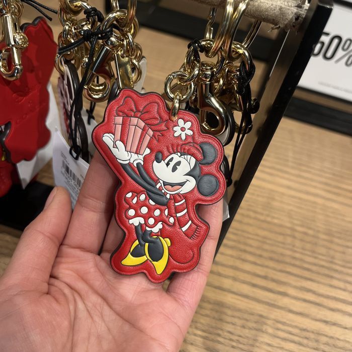 New Coach Original CN008 Disney x Coach Mickey and Minnie Mouse Bag Charm Men Women Bag Keychain with Full Set of Coach Package