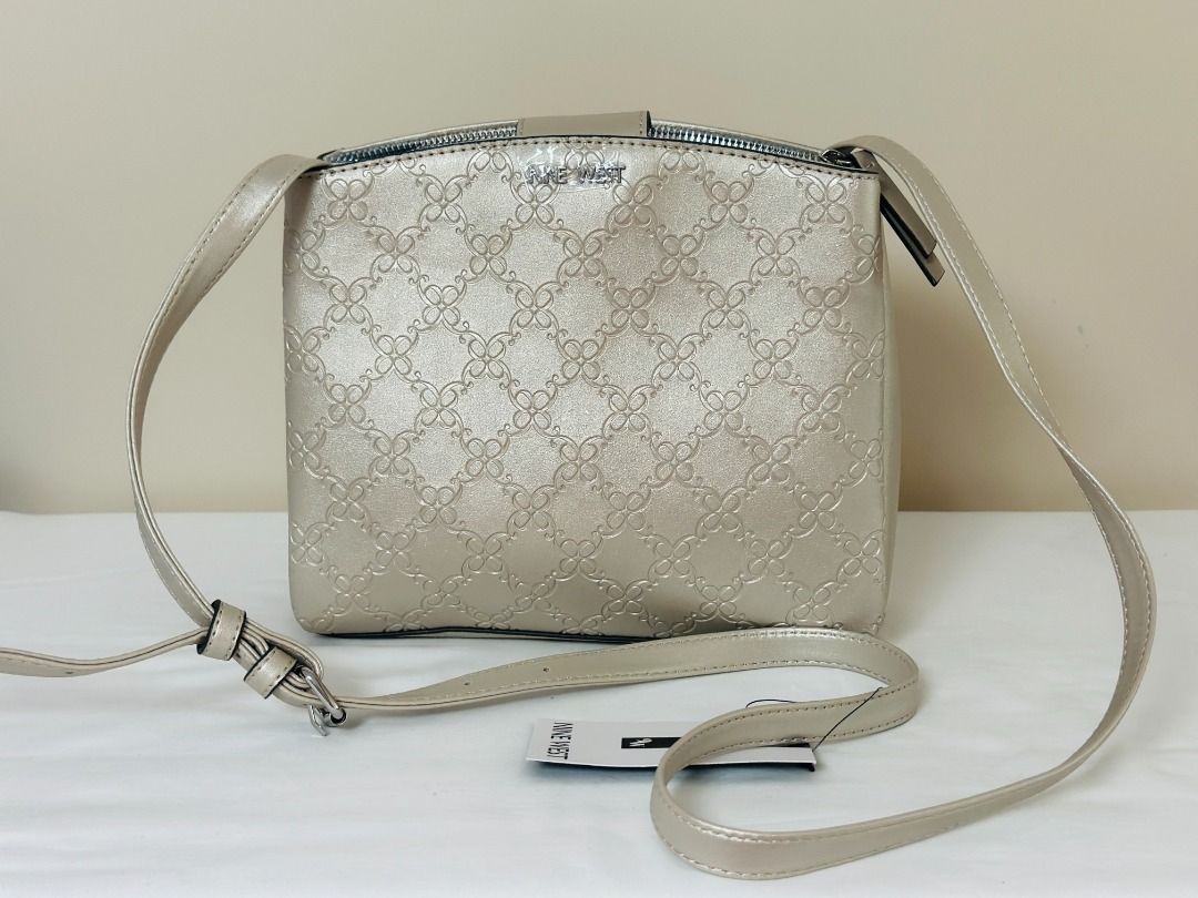 NEW NINE WEST HARMONI MINI PALE GOLD TRIPLE ENTRY CROSSBODY SLING BAG PURSE SALE
