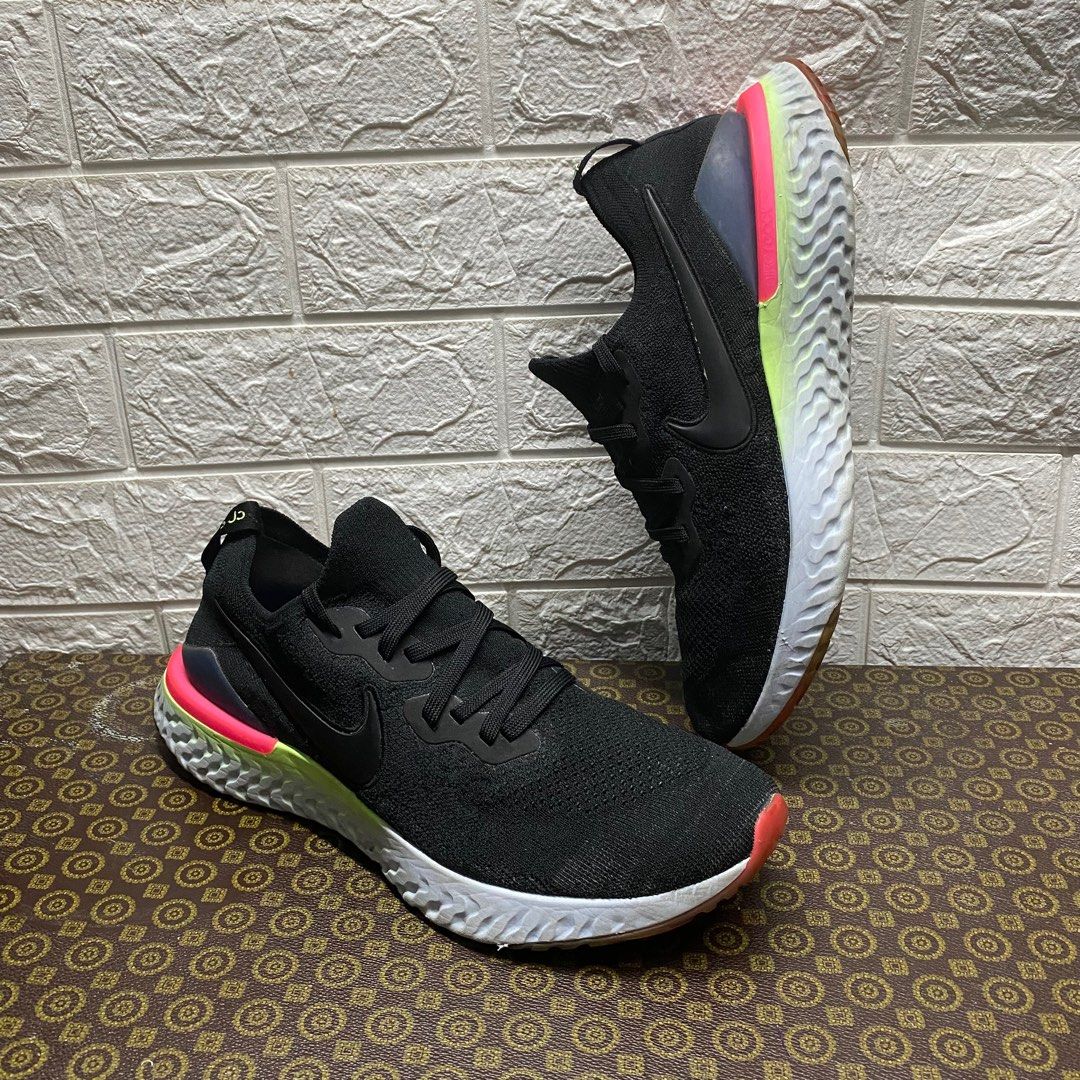 Nike Epic React Flyknit 2 Pixel
