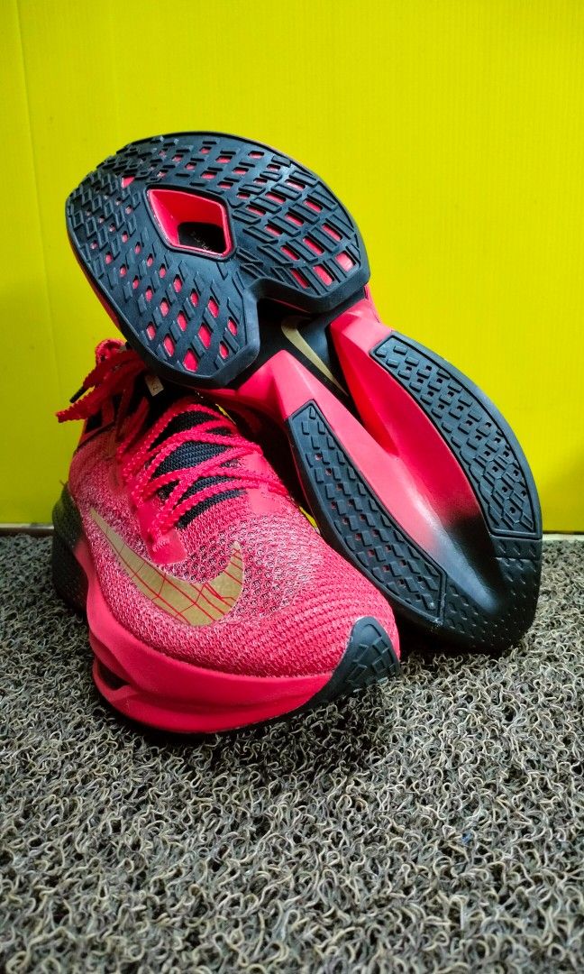 Nike sales infuriate decathlon