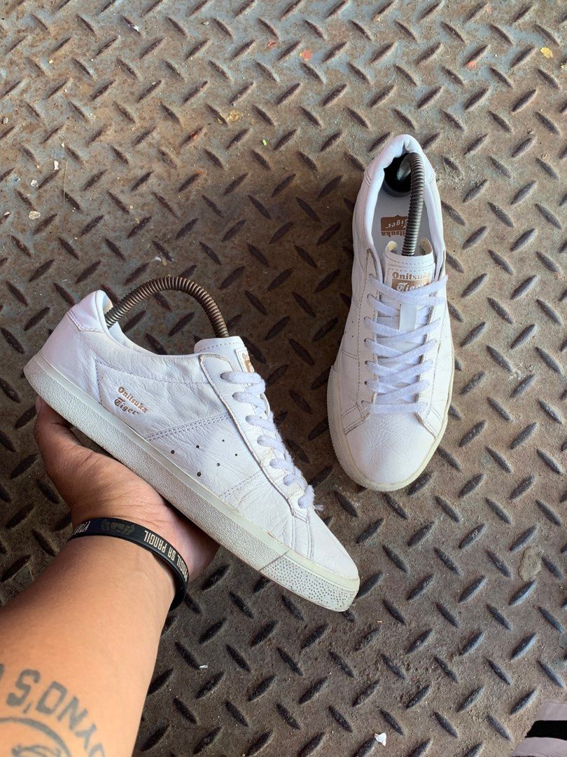 Onitsuka tiger white shoes top