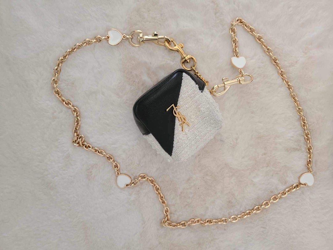 Orig Ysl Coin purse Authentic (Category: Luxury Bags & Wallets) located in Manila. Submitted by _prettyquick (Listing ID 1269595656, Image 3). Description: With provided Chain strap 100000% authentic.