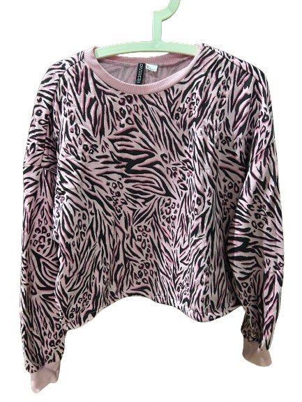 pink animal print cropped sweater Women s Fashion Tops