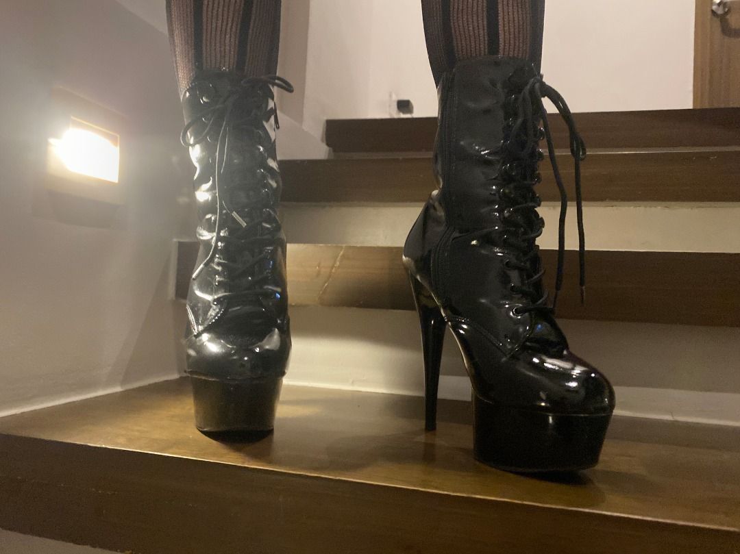 Pleaser delight shop 1020