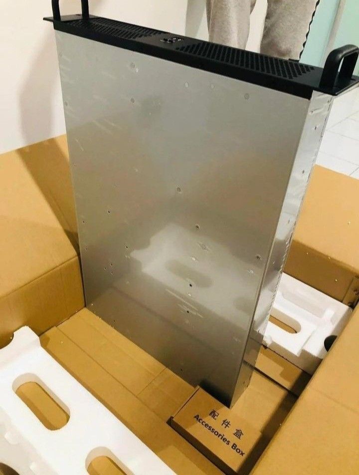 Powerlogic DVR-2U Server Case (Category: Computer Parts) located in Makati City. Submitted by slaccessoriesshop (Listing ID 1269487466, Image 1). Description: Powerlogic DVR-2U Server Case ----------- 🛵 SAME DAY DELIVERY within Metro Manila via lalamove ✅ Open for pick-up / walk-ins 💸 Cash on Delivery 💯 Original/Brand New/Sealed ✅ With Warranty 🔧 With Technical Support 📋 We issue BIR RECEIPT 📦 Accepting BULK ORDERS 💳MOP: COD, Gcash, BPI, B