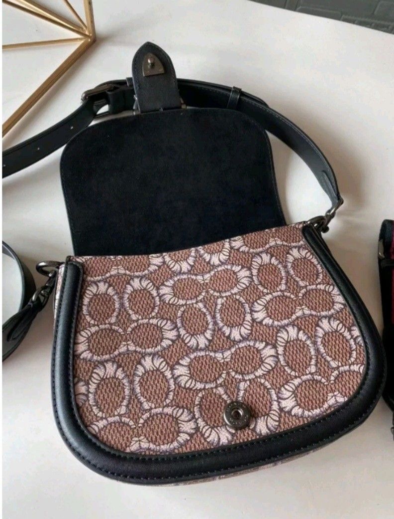 COACH disappoiinted Saddle Belt