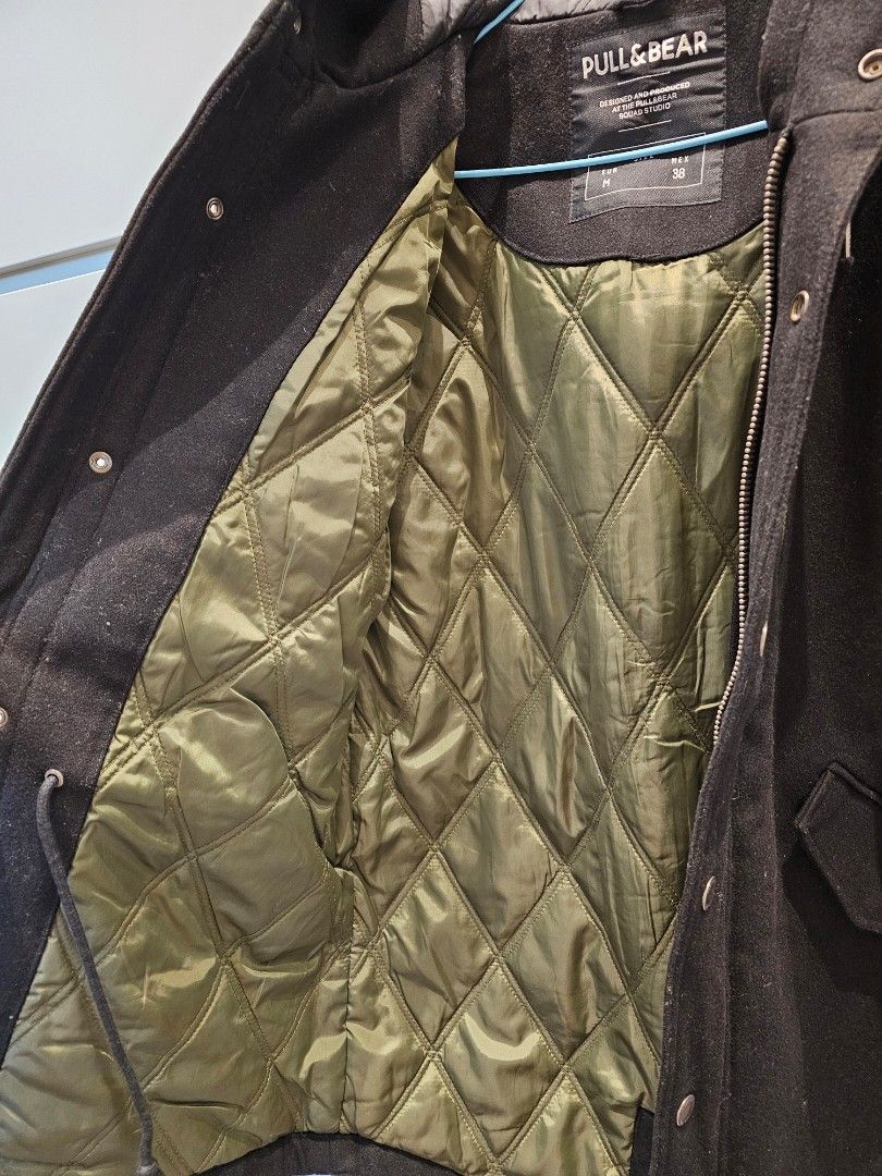 Pull & Bear winter jacket (Category: Coats, Jackets and Outerwear) located in Singapore. Submitted by ktanb (Listing ID 1269548714, Image 5). Description: Pull & Bear winter jacket. Size Eur M/Mex38. Made from 51% wool, rest of material as shown in picture. Jacket is in very good condition. Very well made and solid jacket. With hood. Quite water repellant, used it in light drizzle no issues. This jacket has been used in Iceland, with thermal inne