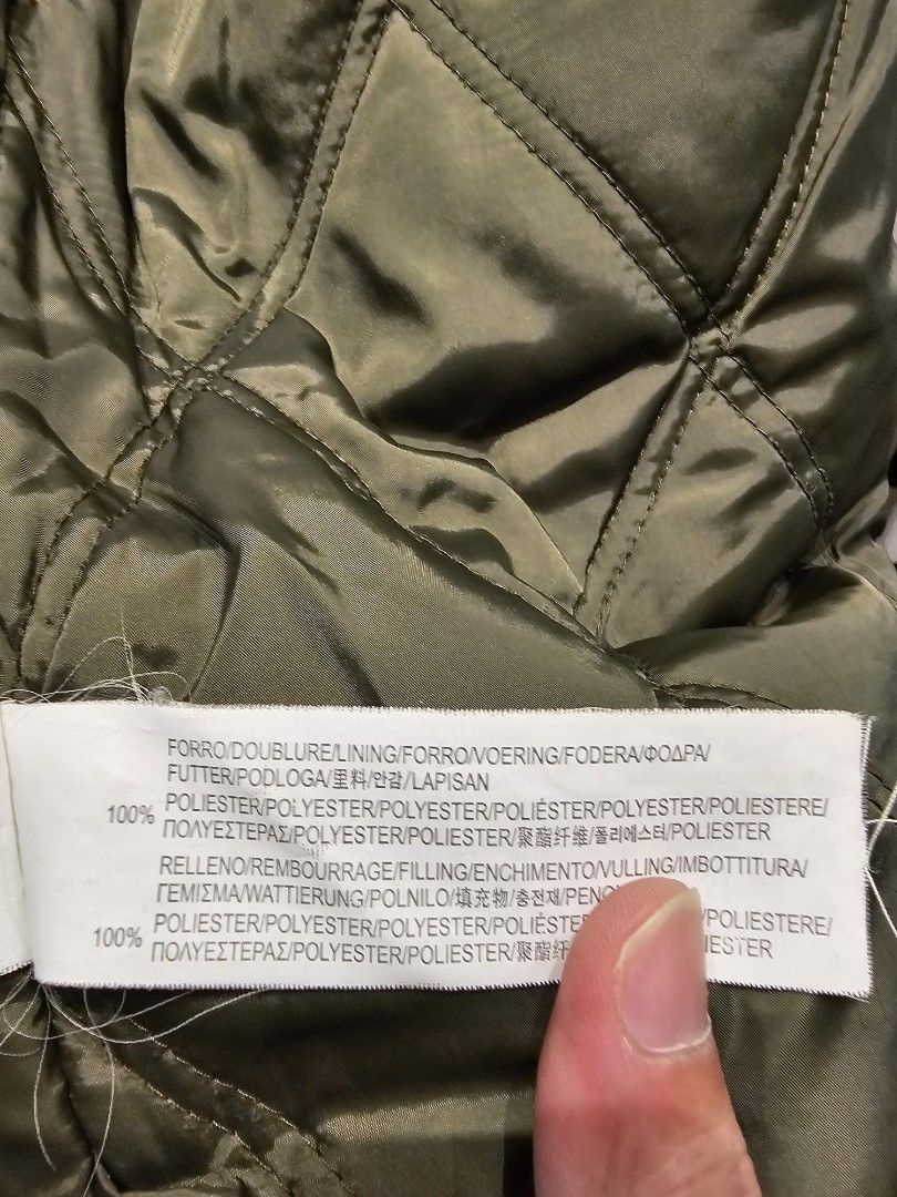 Pull & Bear winter jacket (Category: Coats, Jackets and Outerwear) located in Singapore. Submitted by ktanb (Listing ID 1269548714, Image 8). Description: Pull & Bear winter jacket. Size Eur M/Mex38. Made from 51% wool, rest of material as shown in picture. Jacket is in very good condition. Very well made and solid jacket. With hood. Quite water repellant, used it in light drizzle no issues. This jacket has been used in Iceland, with thermal inne