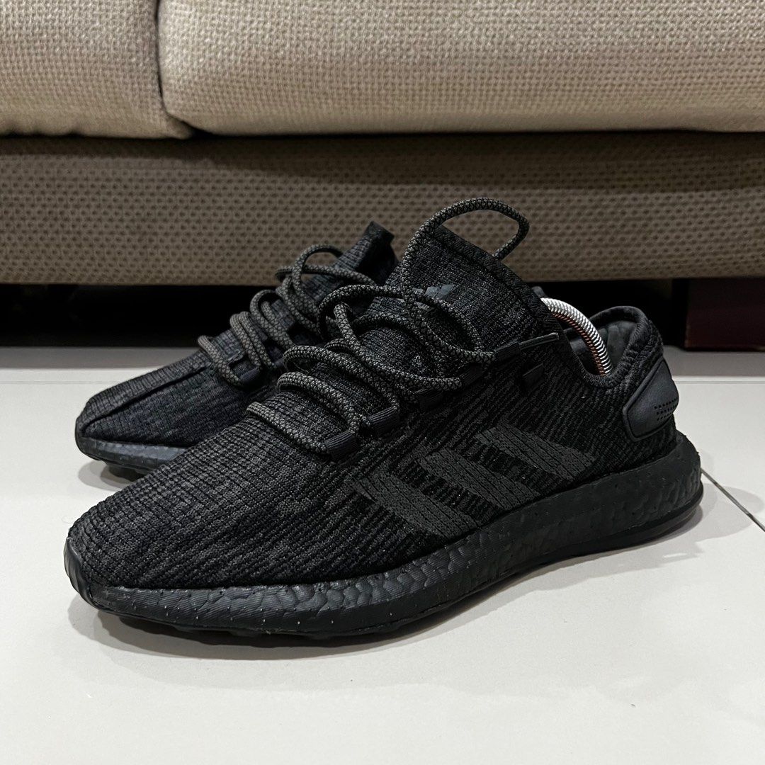 Pure boost triple black best sale