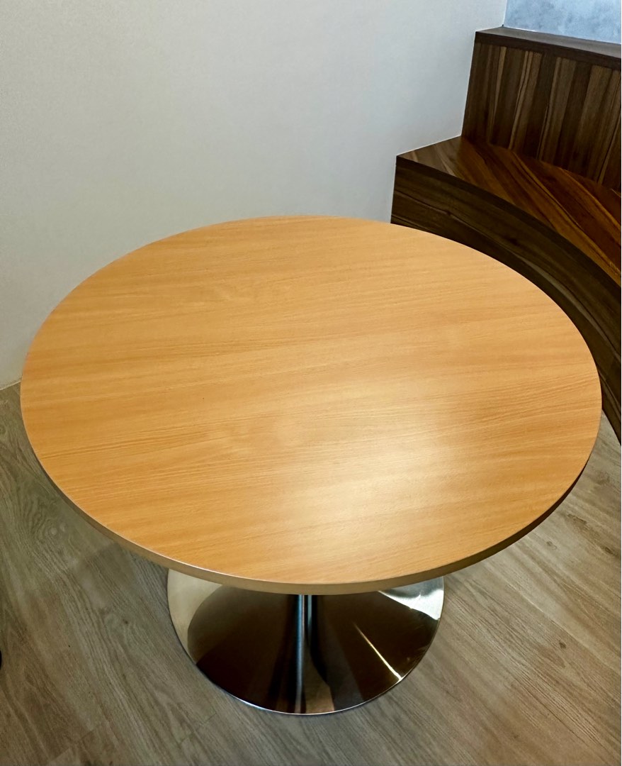 Round Table (100cm diameter), Furniture & Home Living, Furniture