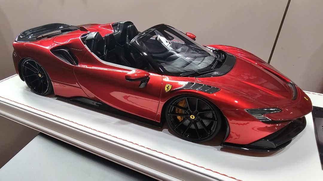 Runner 1/18 Ferrari Novitec SF90 Spider Metallic Red Ltd 66 pcs 