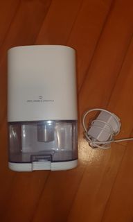 （分類：）位於 。 由 annxod38 提交（商品編號 1269593733，圖片 1）。簡介： 。