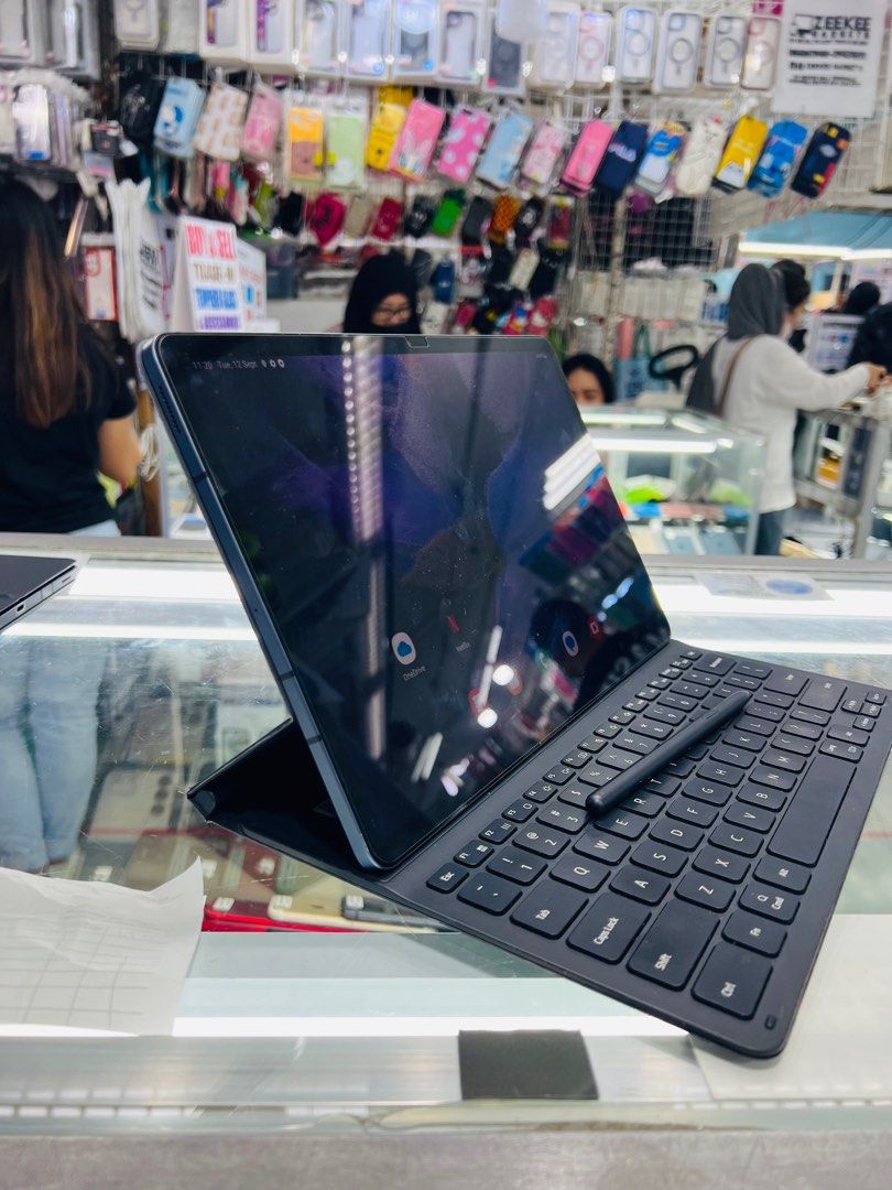Samsung Tab S7 FE (Category: Android) located in San Juan City. Submitted by javedsgadgetshop (Listing ID 1269485005, Image 3). Description: OPEN FOR INSTALLMENT VIA CREDIT CARD/GGIVES & SWAP/TRADE-IN! WE BUY AND SELL ( ANYKINDS OF UNIT BINIBILI PO NAMIN)! PTPA : Padelete po f bawal Read ❗️Onhand ‼️ Samsung Tab S7 FE •128gb •NTC Variant •Good batt health •Factory Unlock •95% Smoothness •No hidden issue | No Repaired •100% Authentic | Not Refurbis