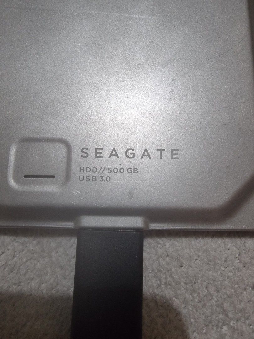 Seagate Seven Portable External Hard Drive (Category: Hard Disks & Thumbdrives) located in Bacolod City. Submitted by lux-influx (Listing ID 1269511240, Image 2). Description: Seagate Seven, world's slimmest or thinnest external hard disk drive, 500GB. Some external scratches, doesn't affect performance, works properly. RFS, not using anymore. Still sells for 5k used on other platforms. Comes with cable only. Buyer pays for shipping. Please check
