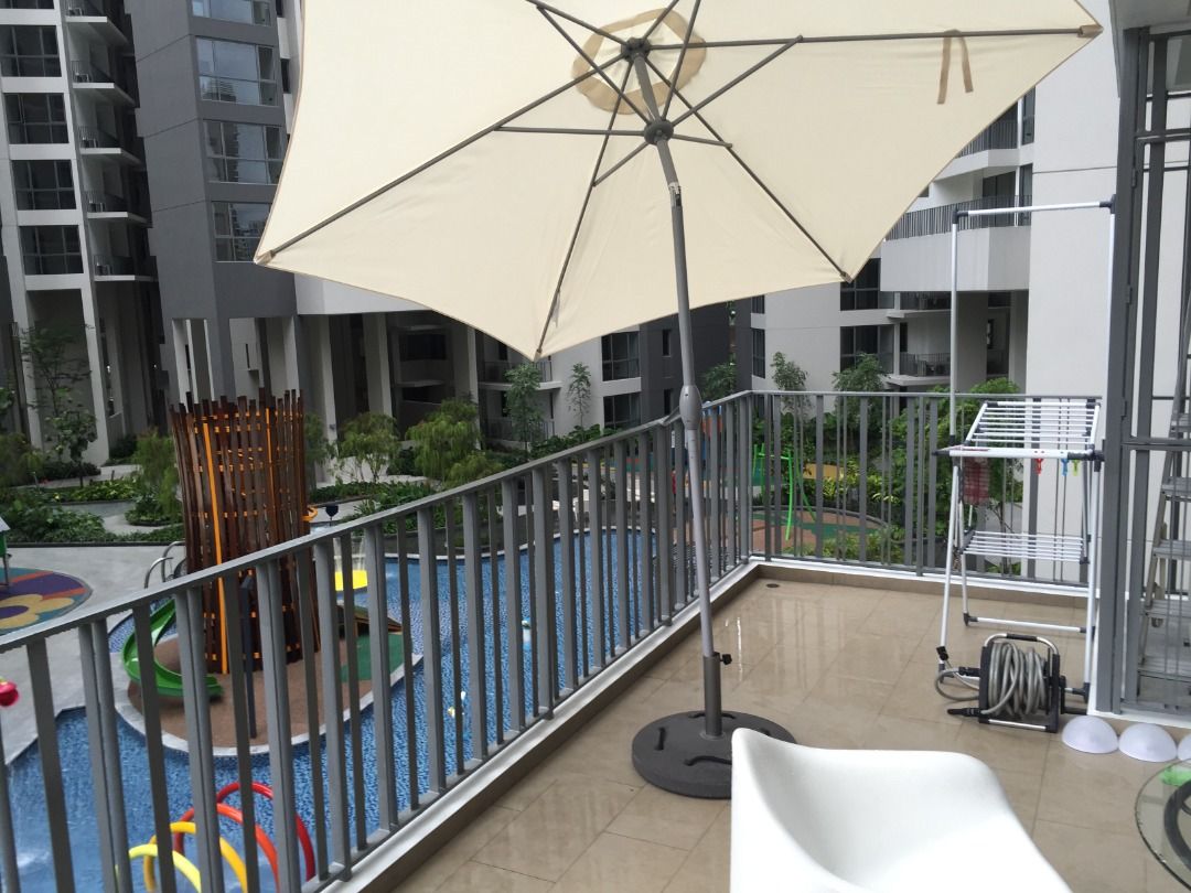 Riversails Condo- extra large studio - POOL facing63226197801729112