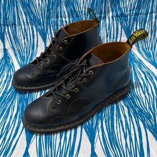Dr martens harga indonesia top