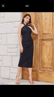 SHEIN Modely Black Halter Dress