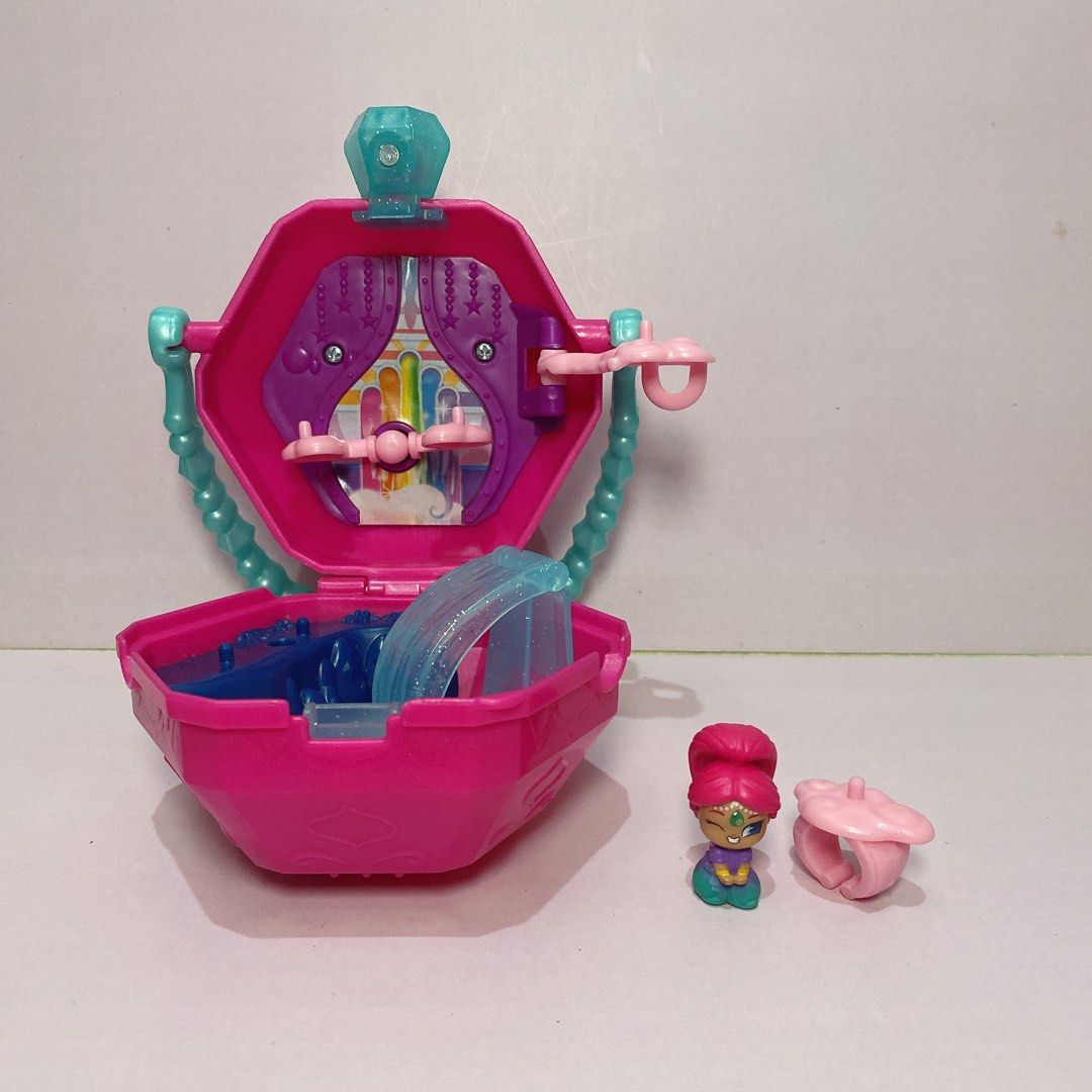 Shimmer and shine on the discount go playset