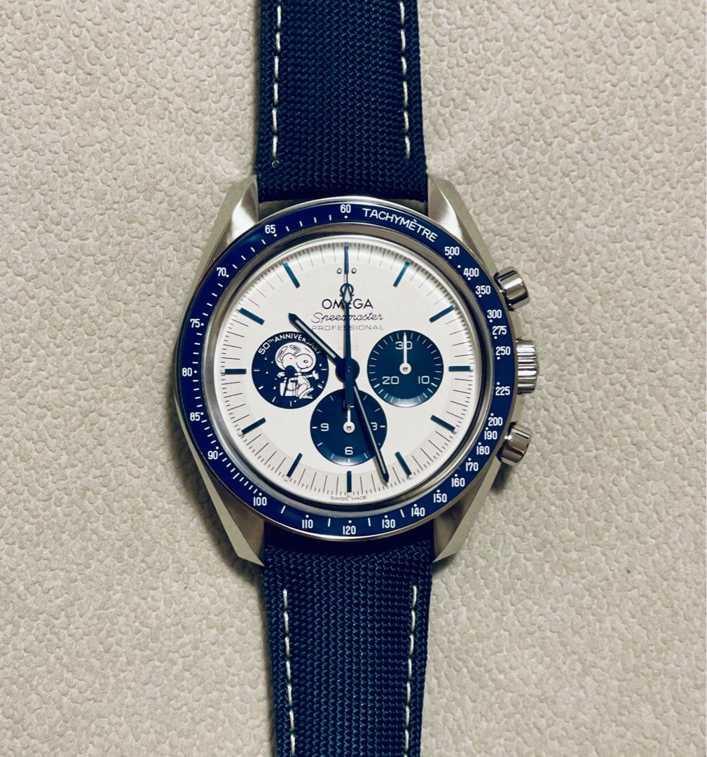 SILVER SNOOPY AWARD SPEEDMASTER 42 MM STEEL ON COATED NYLON