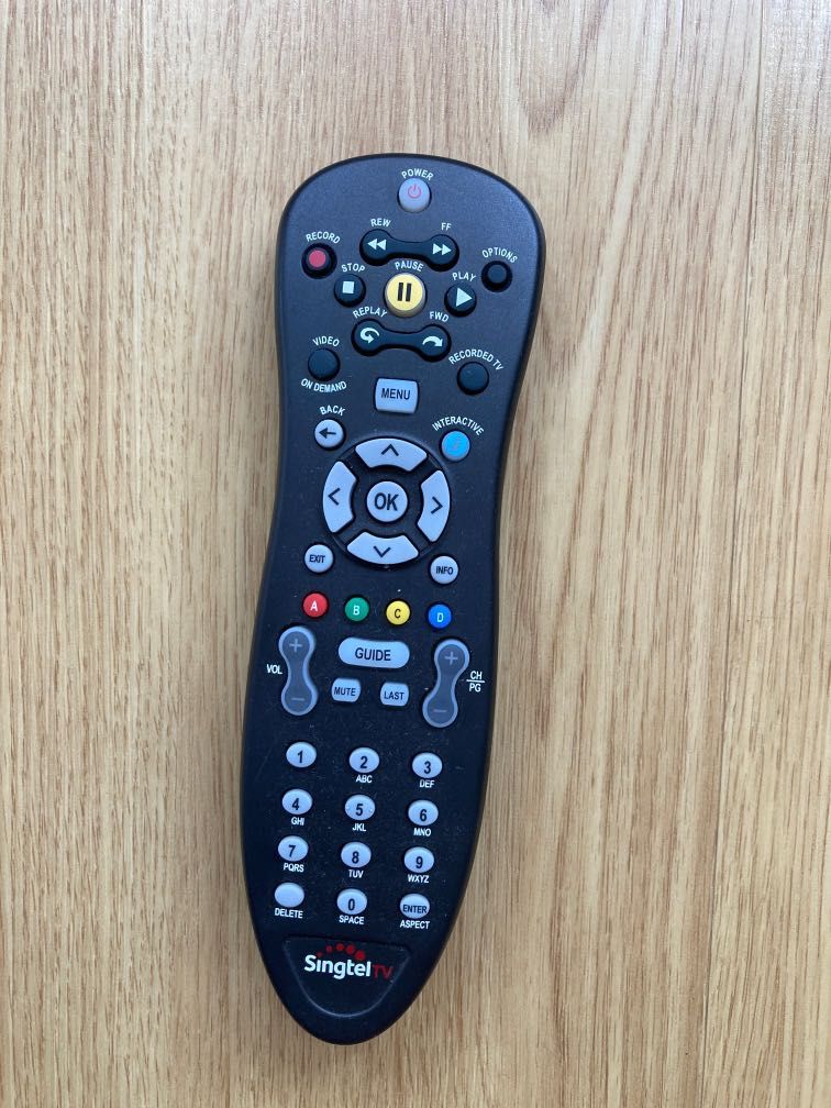 Singtel Tv remote control, TV & Home Appliances, TV & Entertainment, TV