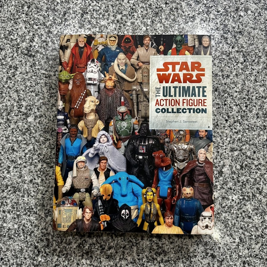 Star Wars buku Catalogue, Buku & Alat Tulis, Komik dan Manga di Carousell