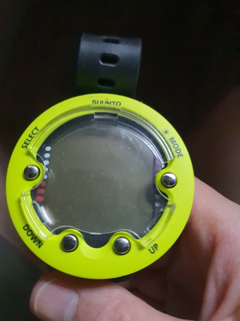 Suunto zoop best sale yellow