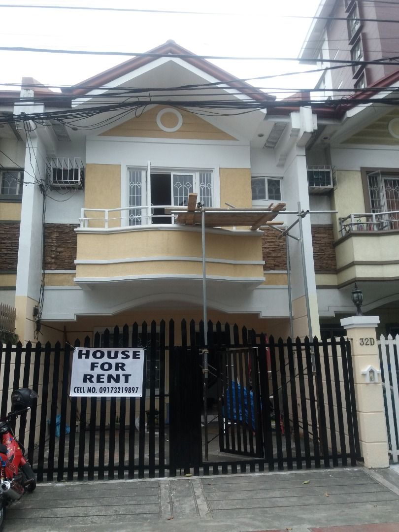 Tandang Sora Avenue Dona Faustina 1 4 BR, 3.5 T&B, 2 CG, Quezon City
