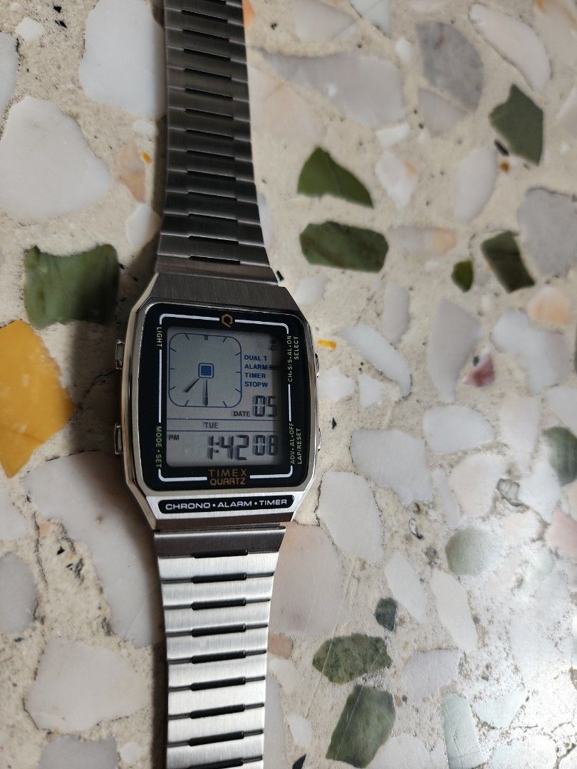 Q and hotsell q digital watches
