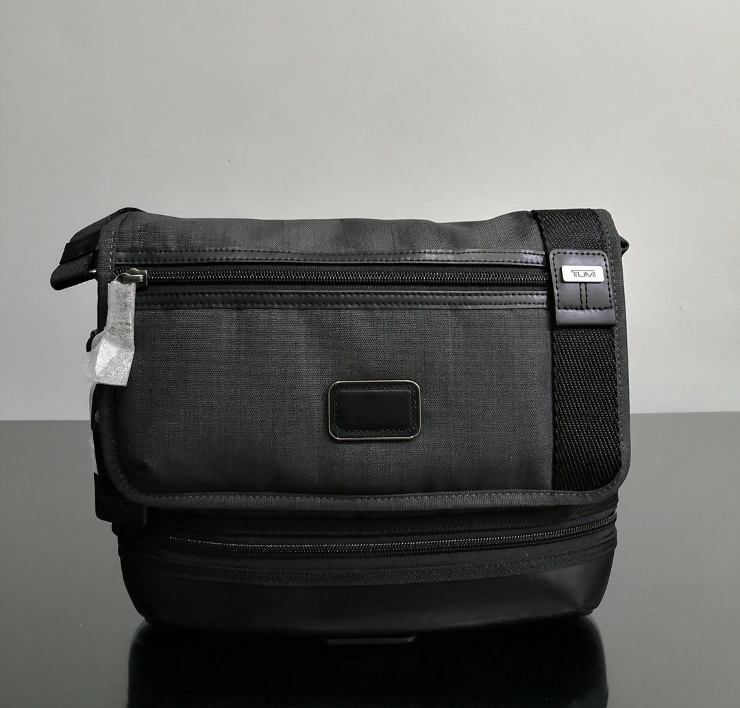Tumi Glenview Cross Body Bag 16 500php Men s Fashion Bags