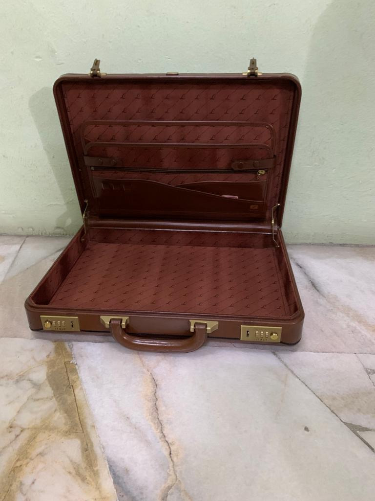 Vintage L'esprit Italian made Full Leather Hard Briefcase, Men's