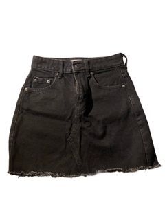 Y2k black denim skirt
