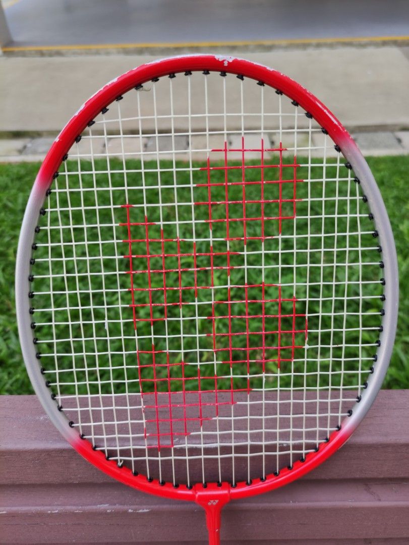Yonex GR 303 Light Weight Badminton Racket With Free Casing, Sports