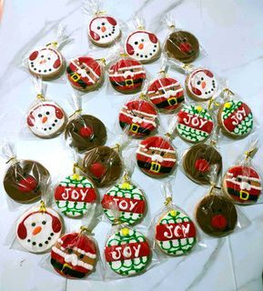 YUMMY CUTE SUGAR COOKIES SOUVENIRS GIVEAWAYS CHOCOLATE CAKES CHOCOLATE TRICK OR TREAT