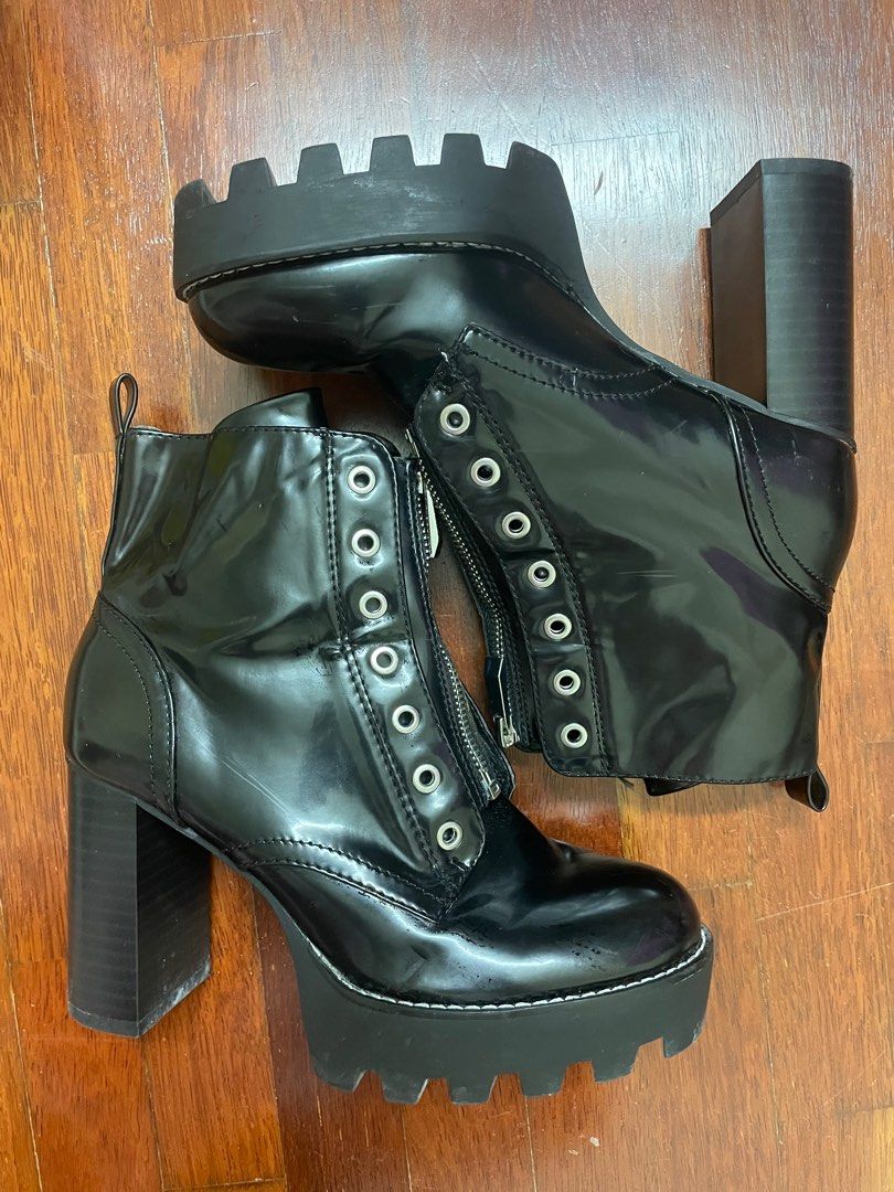 Trafaluc boots on sale