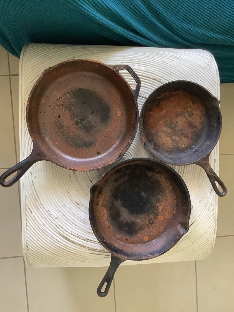 3pc Cast Iron Skillet set preloved unseasoned, Furniture & Home