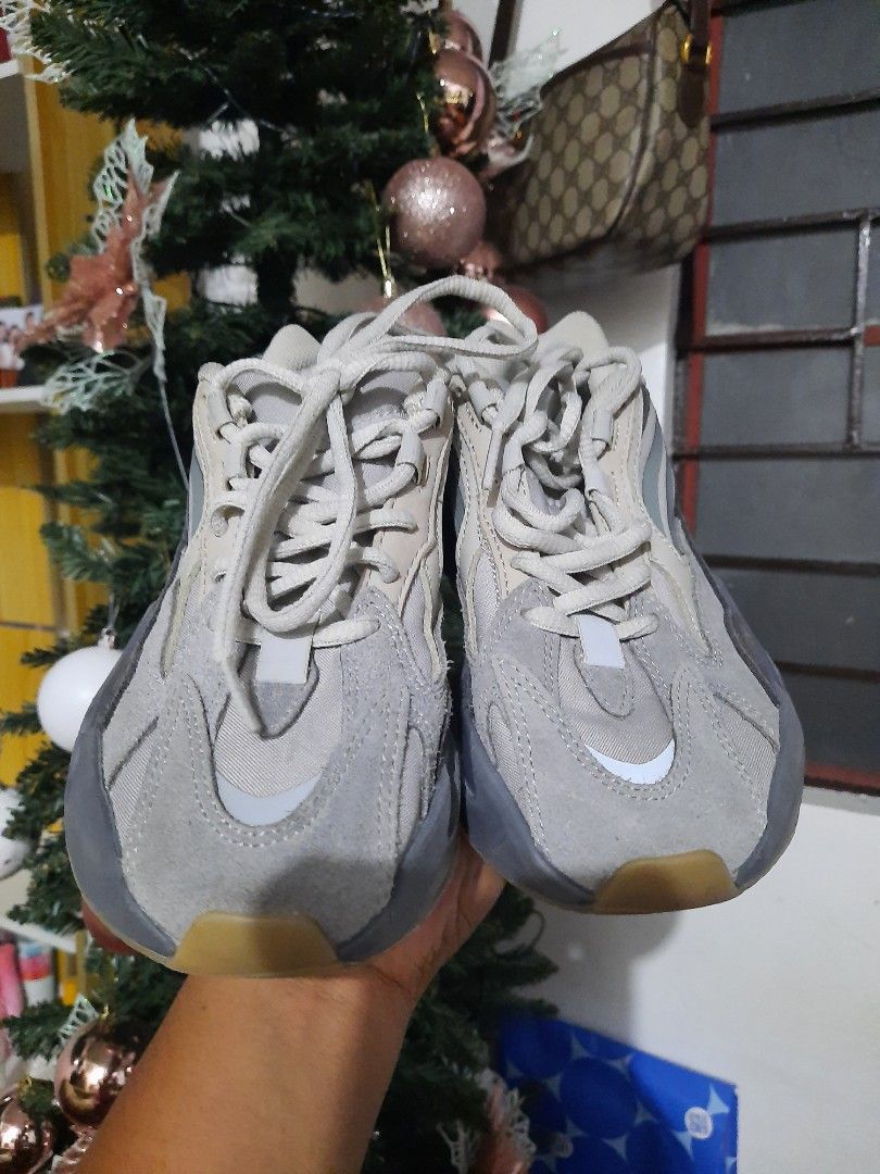 Yeezy boost 700 size 6 clearance