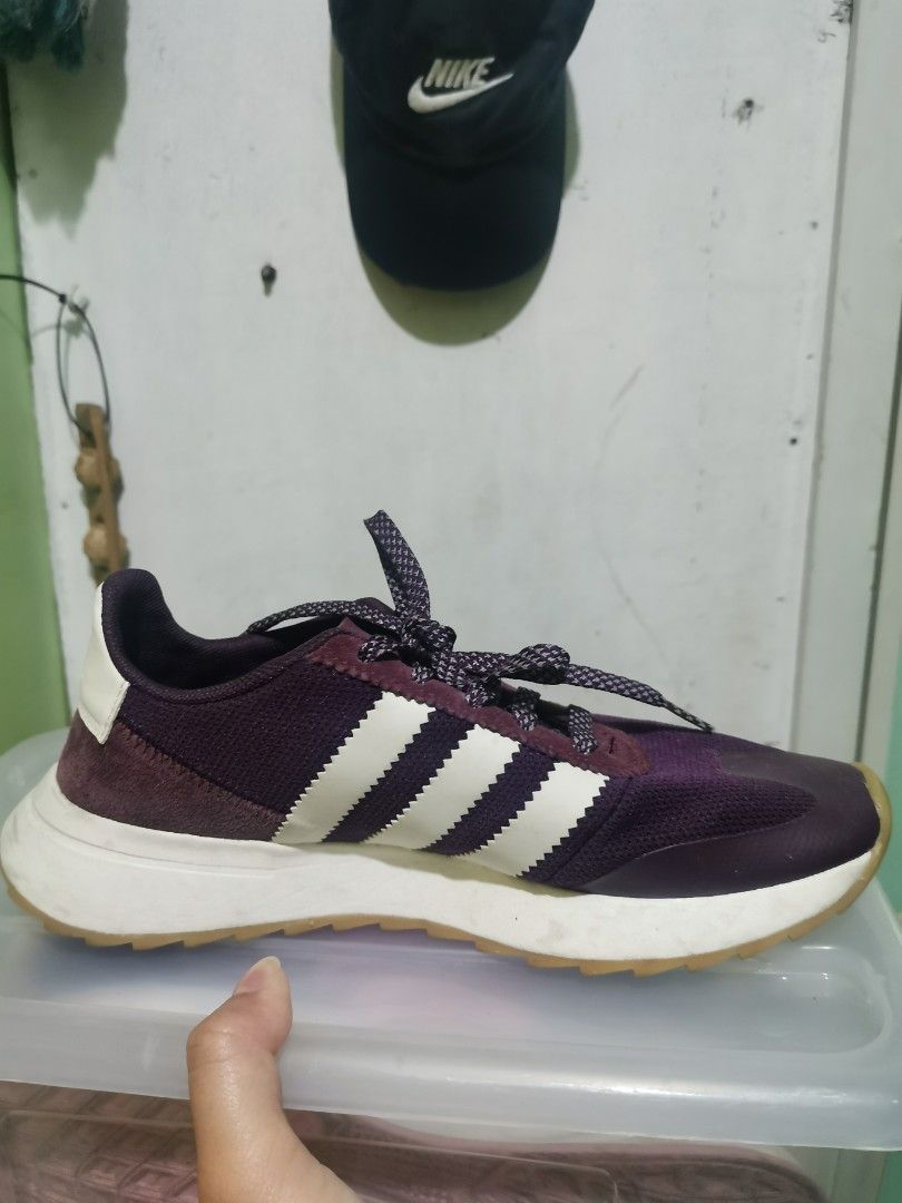 Women's adidas shop flashback sneaker