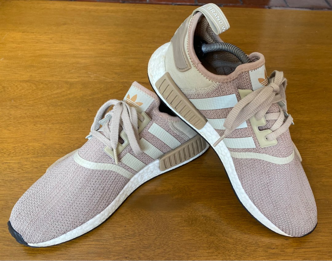 Adidas nmd r1 deals raw gold cardboard white